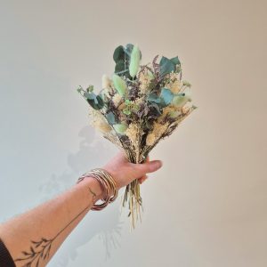 bouquet de fleurs séchées vert