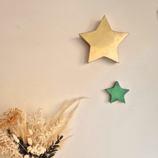 Petite étoile en métal vert