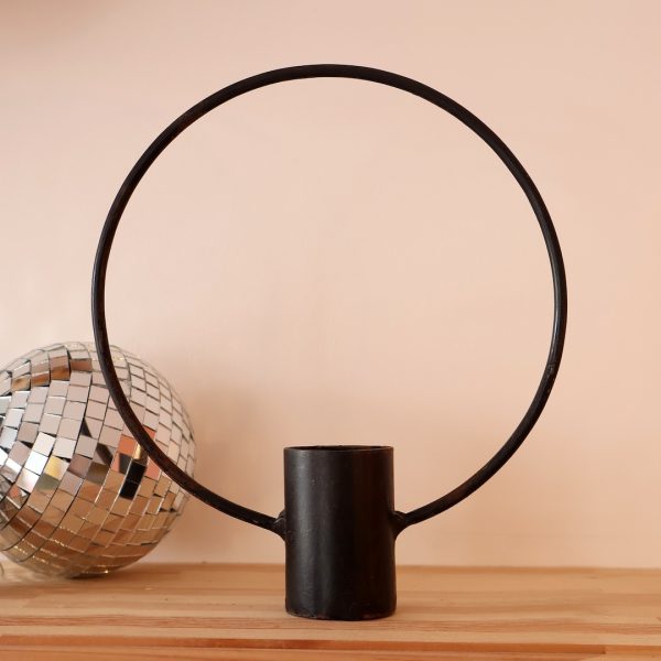 vase anneau métal noir