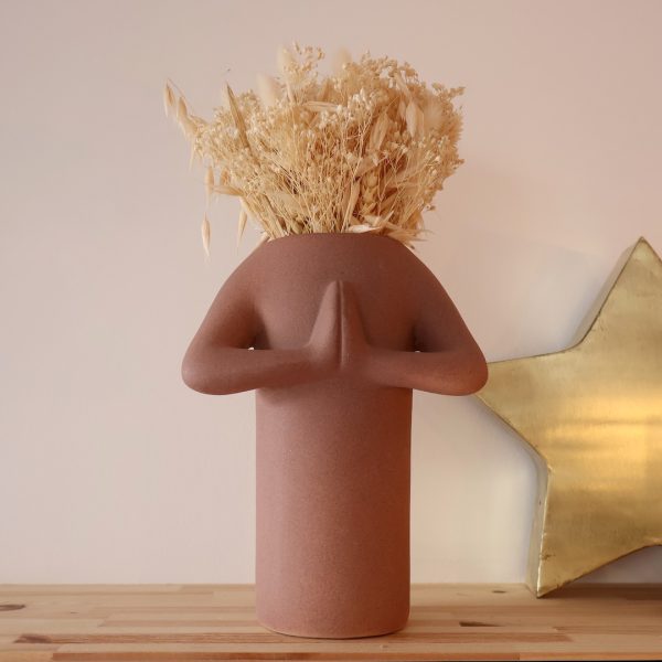 vase mains prieres decoration namaste