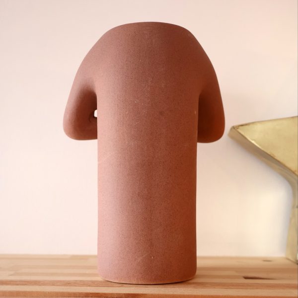vase namaste argile minimaliste design