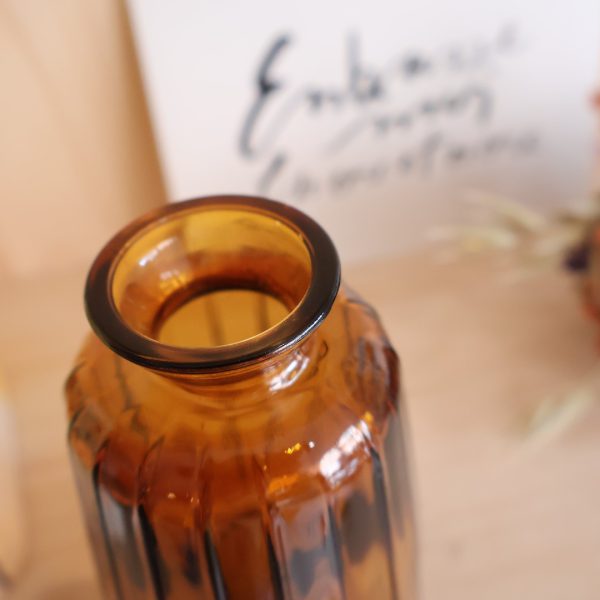 vase soliflore ambré