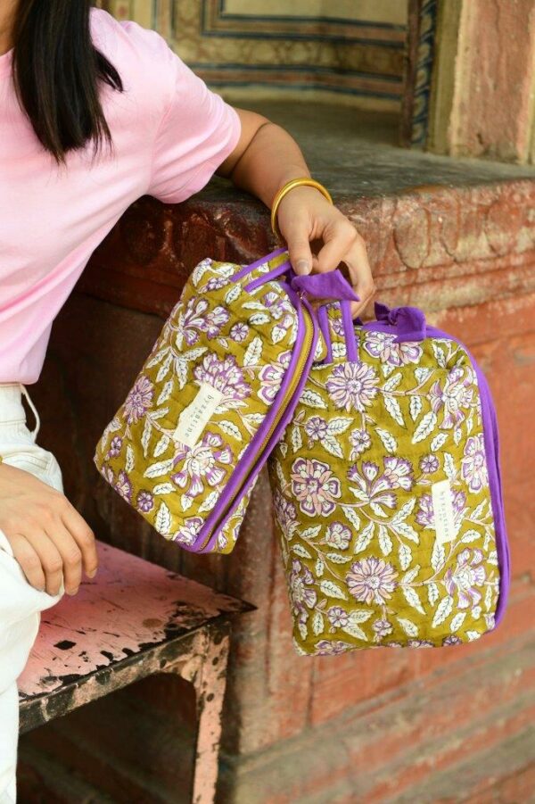Grande trousse de toilette femme - Carthage Kaki – Image 3