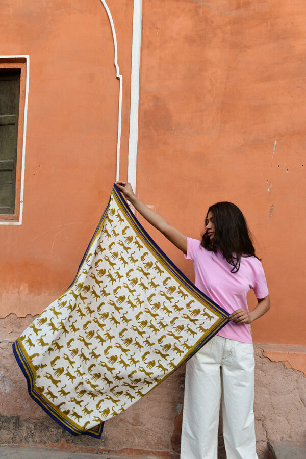 Grand foulard FAUVE Tabac – Image 3