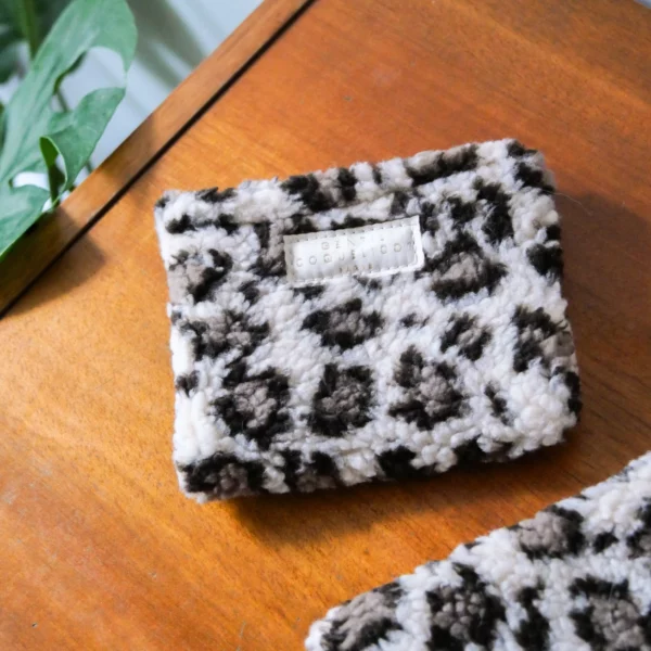 Pochette sherpa léopard – Image 2