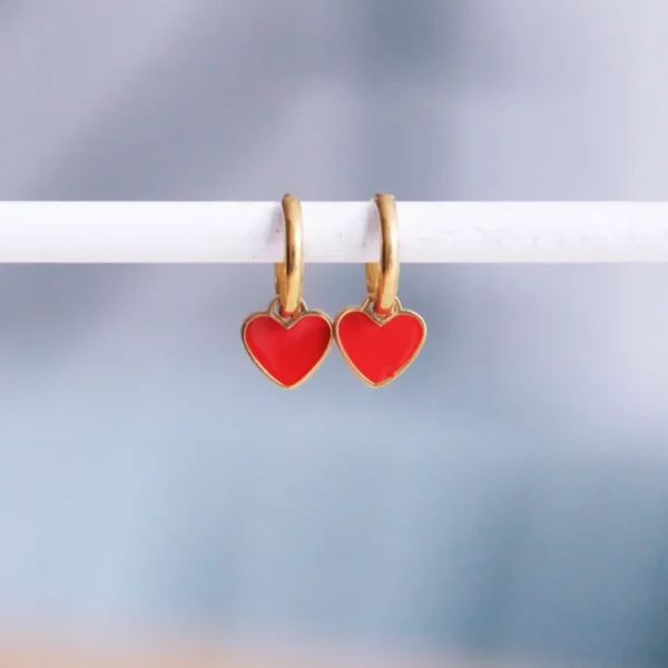 Boucles d'oreilles en acier inoxydable avec cœur - rouge