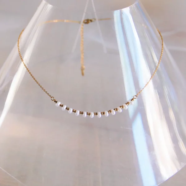 Collier en acier inoxydable avec mini-perles et perles - doré – Image 2