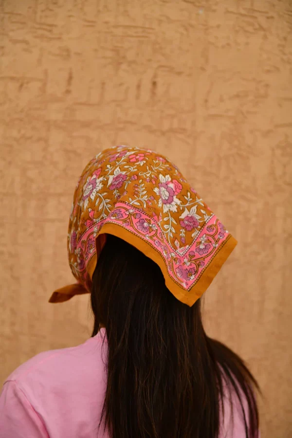 Petit foulard CALYPSO Caramel – Image 3