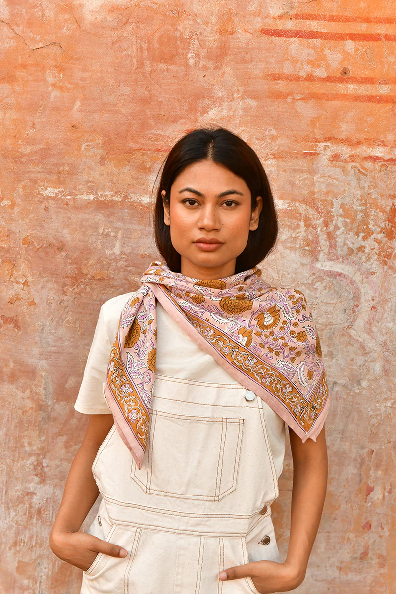 Grand foulard N°112 Rose – Image 3