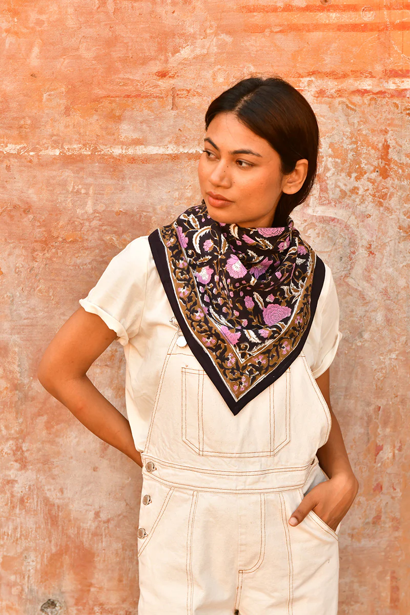 Grand foulard N° 112 Nuit – Image 3