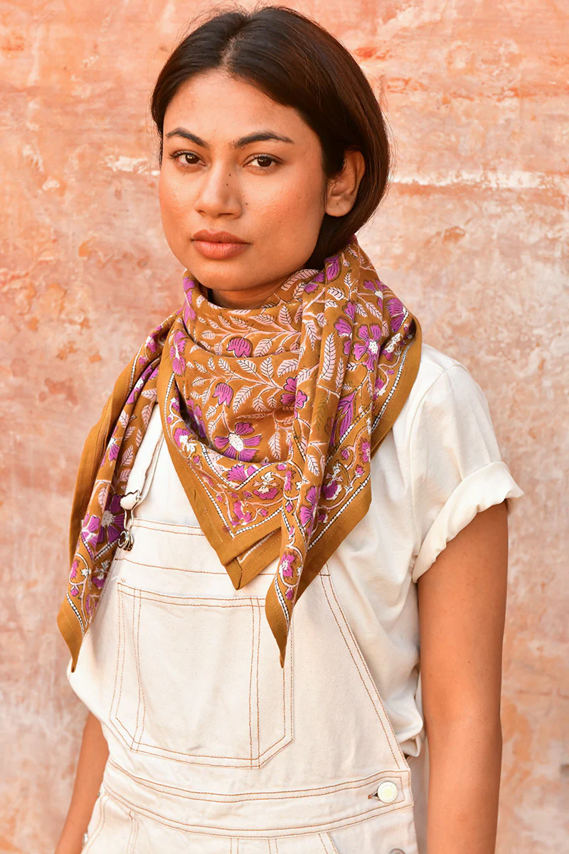 Grand foulard N°115 Caramel – Image 2