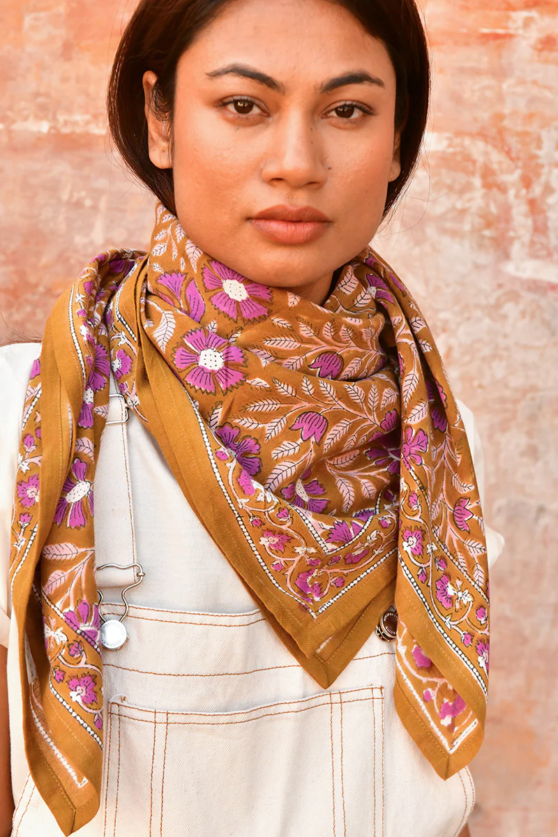 Grand foulard N°115 Caramel
