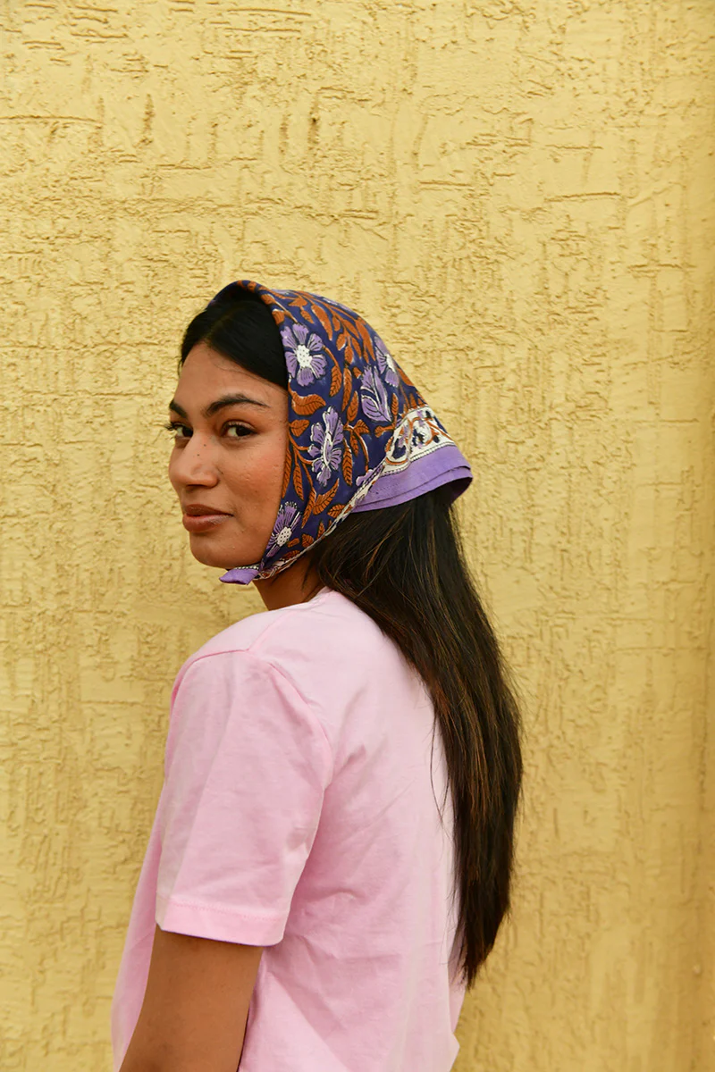 Petit foulard N°115 Nuit – Image 3