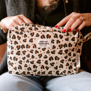 Trousse de toilette léopard coeur amour toujours