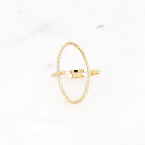 Bague fine Ilsa - ovale ajouré effet martelé