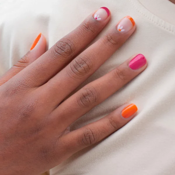 Vernis à ongles 2en1 - Double embout pinceau & stylo