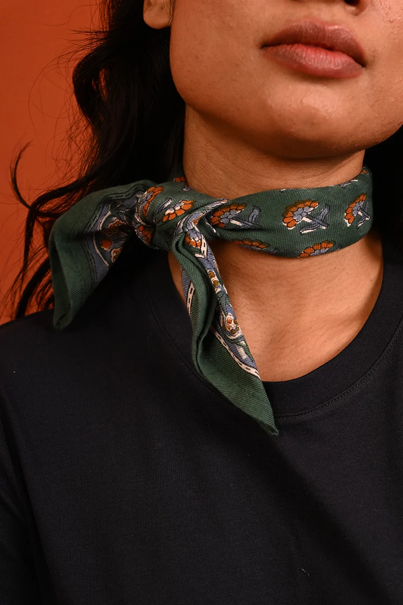 Petit foulard SÉLÉNÉ Vert – Image 2
